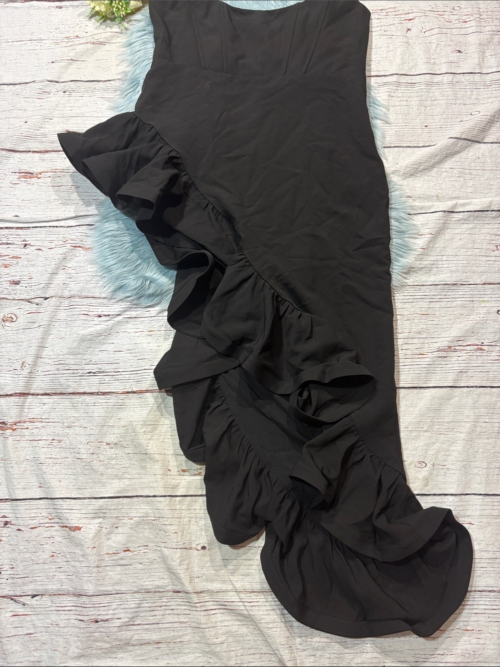 NWT Showpo Maura Maxi Scoop Neckline Ruffle High Low Dress in Black - Picture 6 of 10